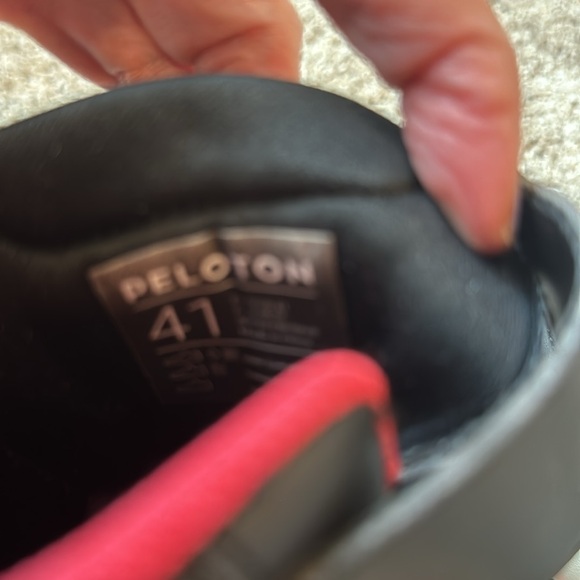Peloton Cycling bike shoes with cleats US women's 10 - Picture 5 of 5